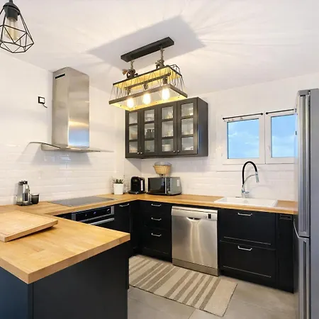 Privee Dans Maison Conviviale Avec Jardin Budget Abordable Privatunterkunft